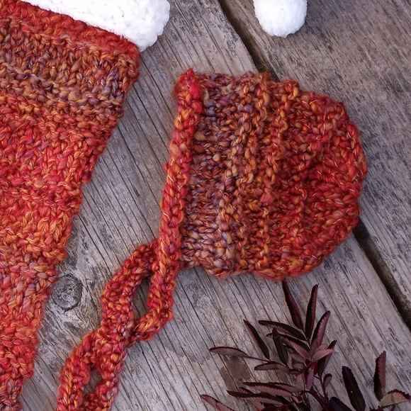 Newborn cacoon - Picture 2 of 3